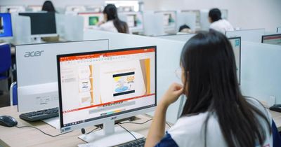 Kỷ nguyên AI: Trường đại học đào tạo gì để sinh viên CNTT không bị thay thế?