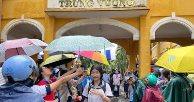 Thí sinh hoàn thành kỳ thi lớp 10 tại TPHCM