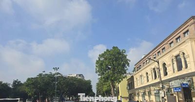 Hà Nội tháo dỡ nhiều rào chắn thi công chống ngập tại phố trung tâm