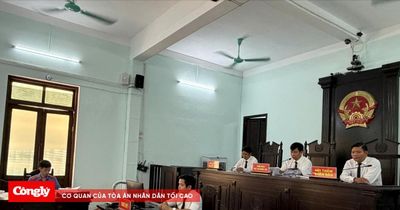 Nhóm thanh thiếu niên mang hung khí gây náo loạn đường phố