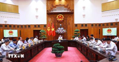 Thủ tướng Lê Minh Hưng họp về phát triển Trung tâm tài chính quốc tế ở Việt Nam
