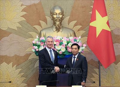Tiếp tục thúc đẩy hợp tác thực chất giữa Quốc hội Việt Nam và Nghị viện Pháp