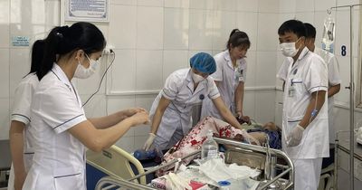 Tắm sông, 2 trẻ nhỏ bị đuối nước nguy kịch