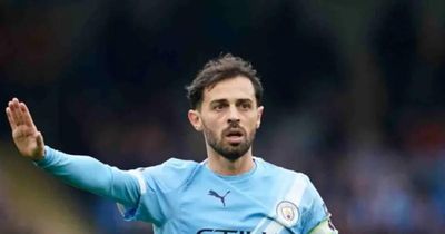 Vì sao Barcelona ưu tiên chiêu mộ Bernardo Silva dù dư thừa tiền vệ?