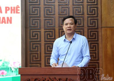 Đẩy nhanh tiến độ trồng cà phê, mắc ca đúng thời vụ