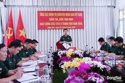 Thượng tướng Đỗ Xuân Tụng, Phó Chủ nhiệm Tổng cục Chính trị kiểm tra công tác Đảng, công tác chính trị tại Đồng Nai