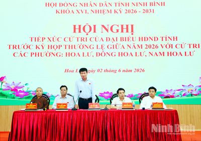 Đồng chí Bí thư Tỉnh ủy Trần Huy Tuấn tiếp xúc cử tri trước Kỳ họp thường lệ giữa năm 2026 HĐND tỉnh khóa XVI