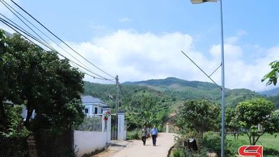 Bừng sáng những con đường nông thôn mới