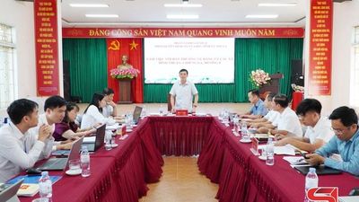 Đoàn giám sát số 12 của Ban Thường vụ Tỉnh ủy làm việc với Đảng ủy các xã Bình Thuận, Chiềng La và Mường É