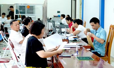 Nâng cao năng lực, uy tín cho cán bộ người dân tộc thiểu số