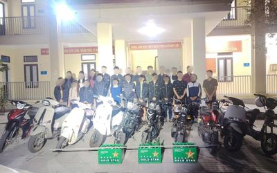 Hà Tĩnh: Khởi tố nhóm thanh thiếu niên mang hung khí điều khiển xe mô tô tốc độ cao