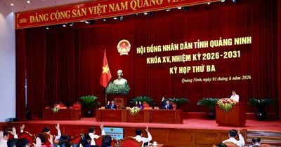 Xây dựng Quảng Ninh thành cực tăng trưởng toàn diện