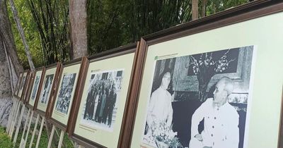 Tái hiện chân thực về Chủ tịch Hồ Chí Minh qua ảnh tư liệu