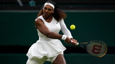 Serena Williams trở lại thi đấu