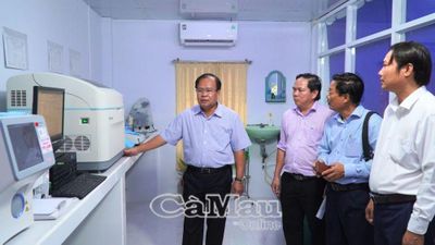 Ưu tiên đầu tư các hạng mục thiết yếu cho trường học, trạm y tế