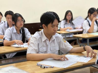 Sáng nay, thí sinh tại TP.HCM thi môn cuối vào lớp 10 năm 2026
