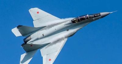 Từ đối thủ F-35 trên giấy tờ đến tiêm kích MiG-35 bị thị trường thờ ơ