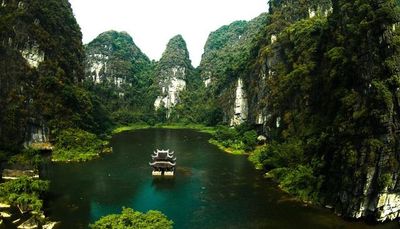 Công an xác minh thông tin cô gái gặp chuyện 'tâm linh' khi đi du lịch Tràng An