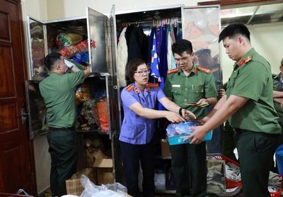 Khởi tố 3 bị can trong vụ tiền công đức hàng tỷ đồng ở đền Kỳ Cùng