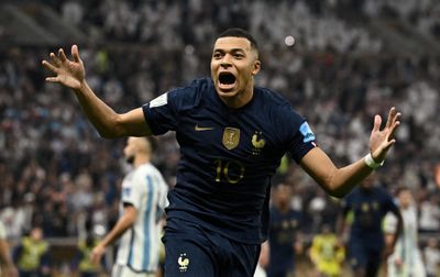 Nghịch lý lớn nhất của tuyển Pháp mang tên Mbappe