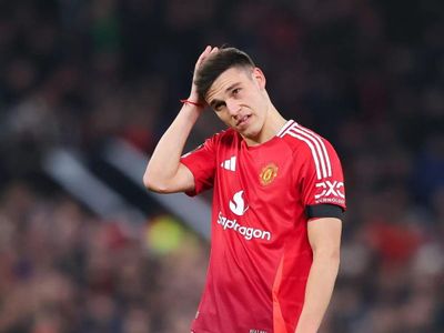 Chốt Ederson, MU lập tức tiễn ba 'người thừa'