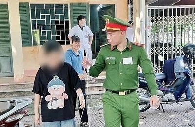 Bị rết cắn vẫn cố thi lớp 10, nữ sinh phải cấp cứu