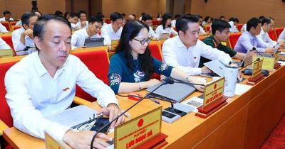 Hà Nội: Quy định số lượng, chế độ người hoạt động không chuyên trách trong sắp xếp thôn, tổ dân phố