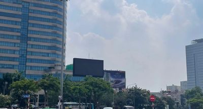 Nắng nóng ở khu vực Bắc Bộ, Trung Bộ tiếp diễn, có nơi trên 37 độ C
