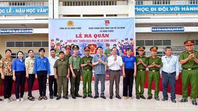 Cần Thơ đồng loạt ra quân thực hiện 'Chiến dịch mùa hè số cùng VNeID'