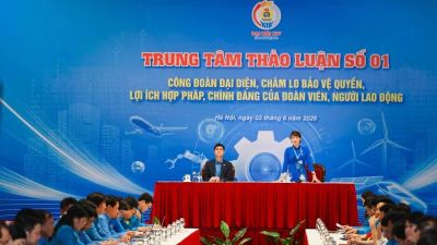 Để người lao động tự nguyện tham gia tổ chức công đoàn