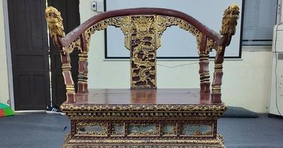 Hé lộ hình ảnh ngai vua triều Nguyễn được phục chế sau 1 năm bị phá hoại