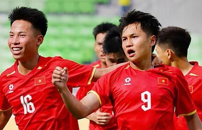 U.19 Việt Nam và Indonesia cùng thắng 3-0 trận khai màn