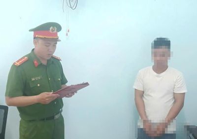 Bắt thanh niên lén lút với 'tiên nâu'