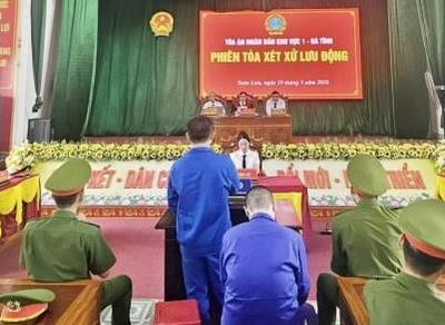 Đôi 'bạn nghiện' cùng lãnh án