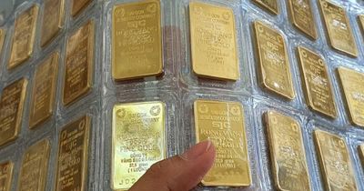 Sáng 3-6: Giá vàng tiếp tục giảm 500.000 đồng/lượng