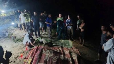 Lật thuyền trên sông, 4 người ở Hà Tĩnh tử vong thương tâm