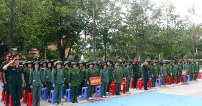 Hơn 2.700 tân sinh viên Trường ĐH Cửu Long tham gia huấn luyện quốc phòng