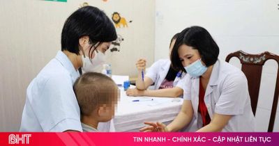Hội chứng bàn chân bẹt và biến dạng đầu: Bất thường nhỏ - hệ lụy lớn