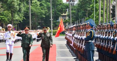 Tham mưu trưởng Lực lượng vũ trang Philippines thăm chính thức Việt Nam