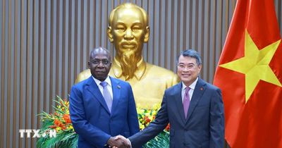 Thủ tướng Lê Minh Hưng tiếp Bộ trưởng Ngoại giao Cộng hòa Angola Téte António