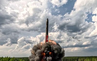 Năng lực sản xuất tên lửa đạn đạo của Nga và nỗi lo của Ukraine