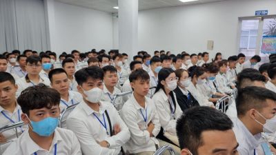 Hơn 53.100 lao động Việt Nam đi làm việc ở nước ngoài trong 5 tháng đầu năm