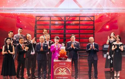 Bình minh đẹp nhất trên hành trình 30 năm của ROX Group