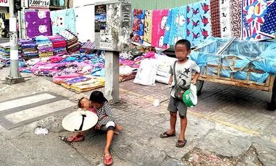 TPHCM ra quân xử lý nạn chăn dắt trẻ xin ăn, chèo kéo khách du lịch