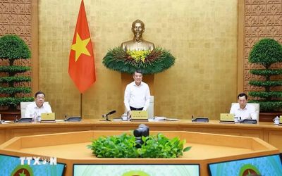 Tập trung tháo gỡ khó khăn cho sản xuất kinh doanh