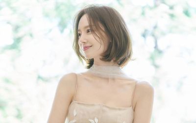 Moon Chae Won tung ảnh cưới đẹp ngẩn ngơ trước ngày 'theo chồng về dinh'