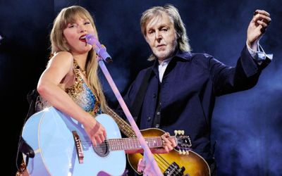 Taylor Swift ngợi ca Paul McCartney: 'Nghệ sĩ xuất sắc vượt thời gian'
