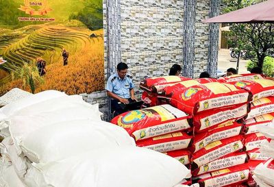 Tạm giữ 5 tấn gạo không rõ nguồn gốc tại phường Hà Tiên