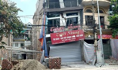 Phường Bắc Giang: Một nhà bị nghiêng nứt sau khi hộ bên cạnh đào móng xây nhà