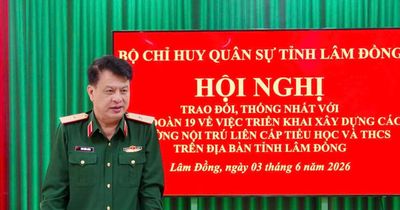 Lực lượng vũ trang Lâm Đồng hỗ trợ nhân lực thi công 2 trường liên cấp ở biên giới